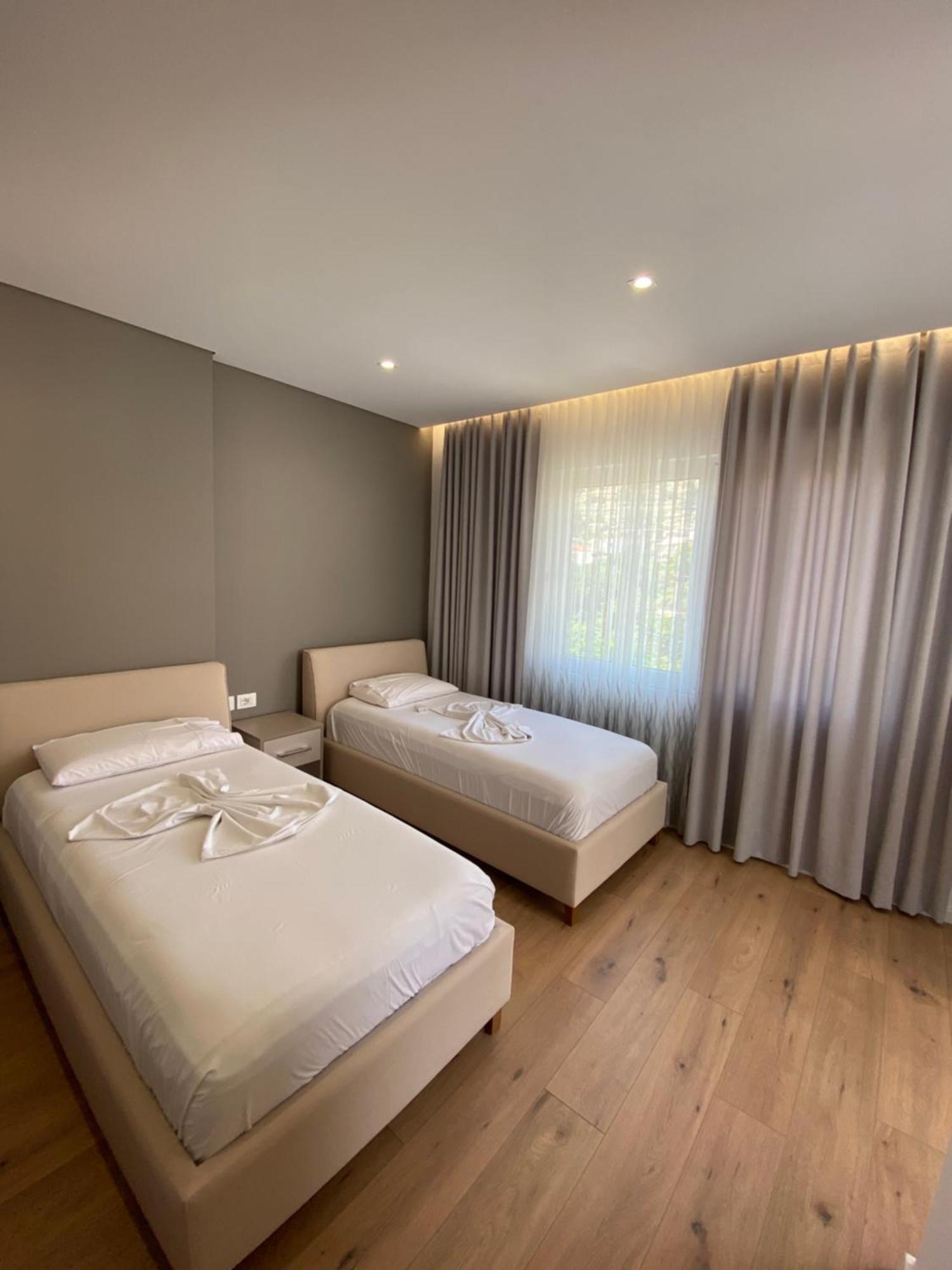 Erioni 3* Saranda